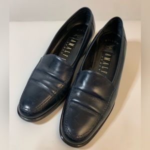 Amalfi Italy navy loafers size 4B